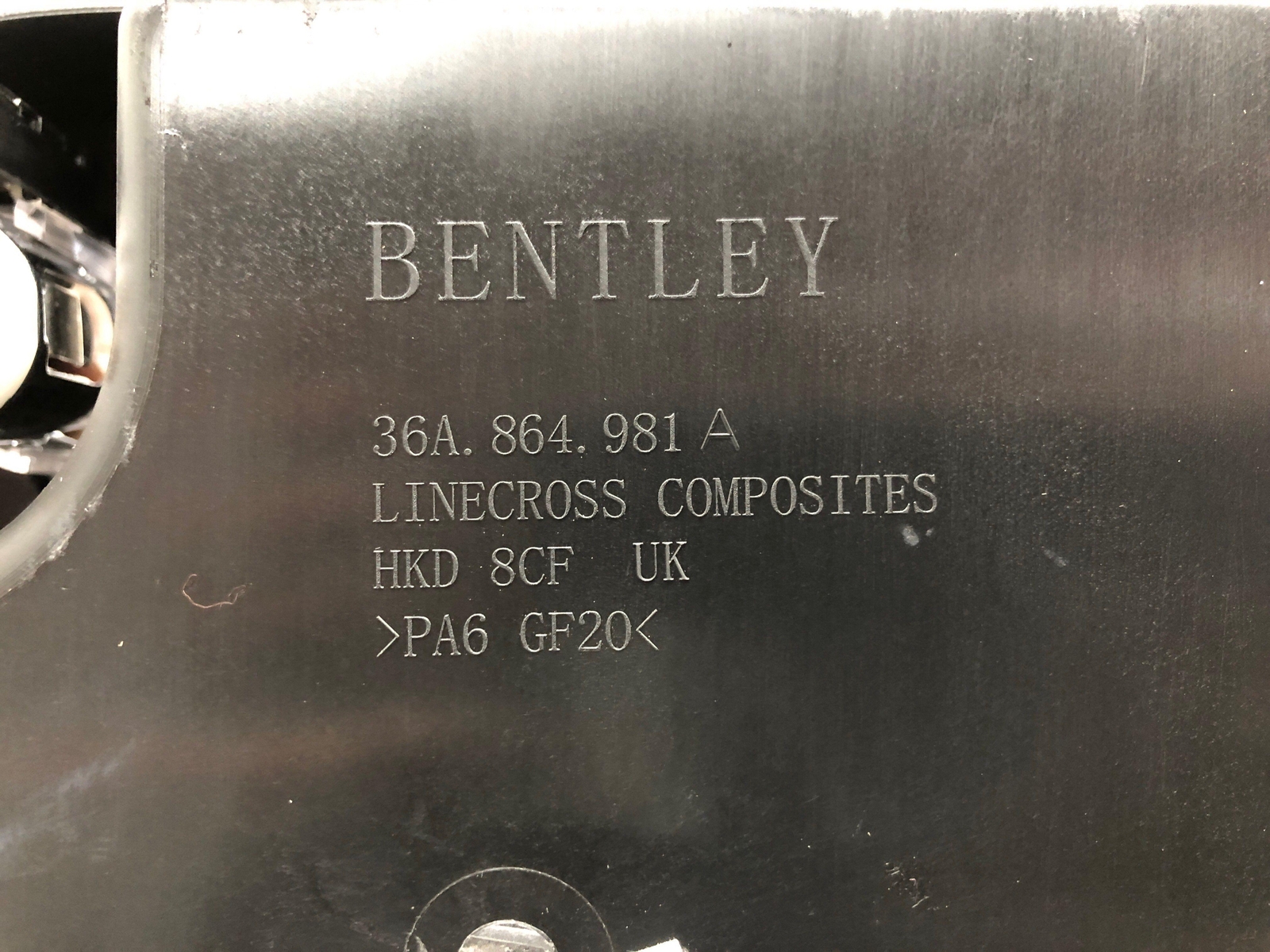 2016-2020 BENTLEY BENTAYGA CONSOLE STORAGE W/POWER & USB AUX OUTLET 36A864981A