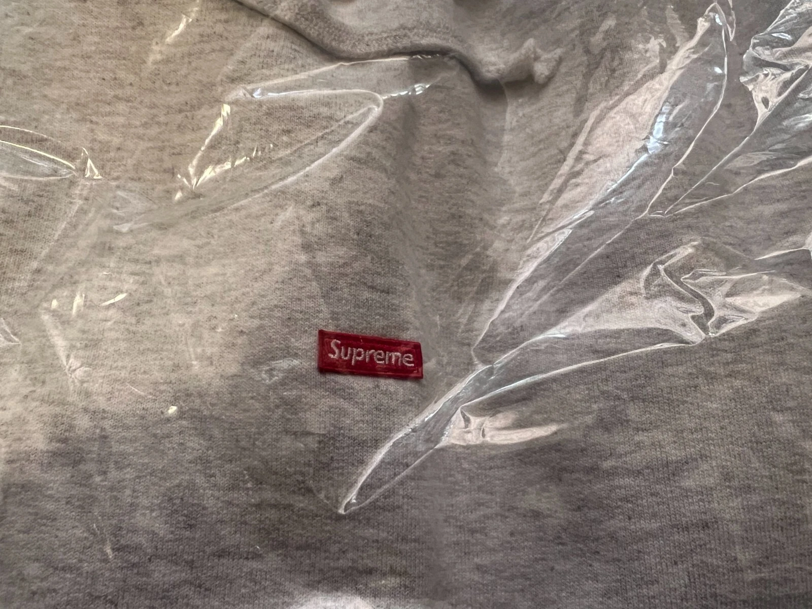 Sweat à capuche Supreme Small Box Logo gris cendre taille S neuf