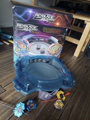 Beyblade Burst Pro Series Arena, Gebraucht Mit 2 Beys Und OVP