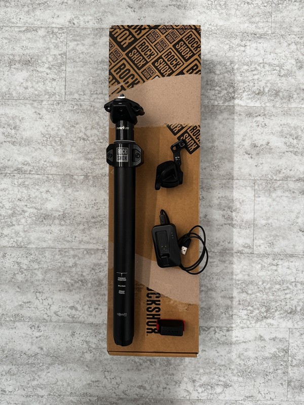 RockShox Reverb AXS B1 Dropper - 34.9 x 200mm & Battery, Charger and Controller