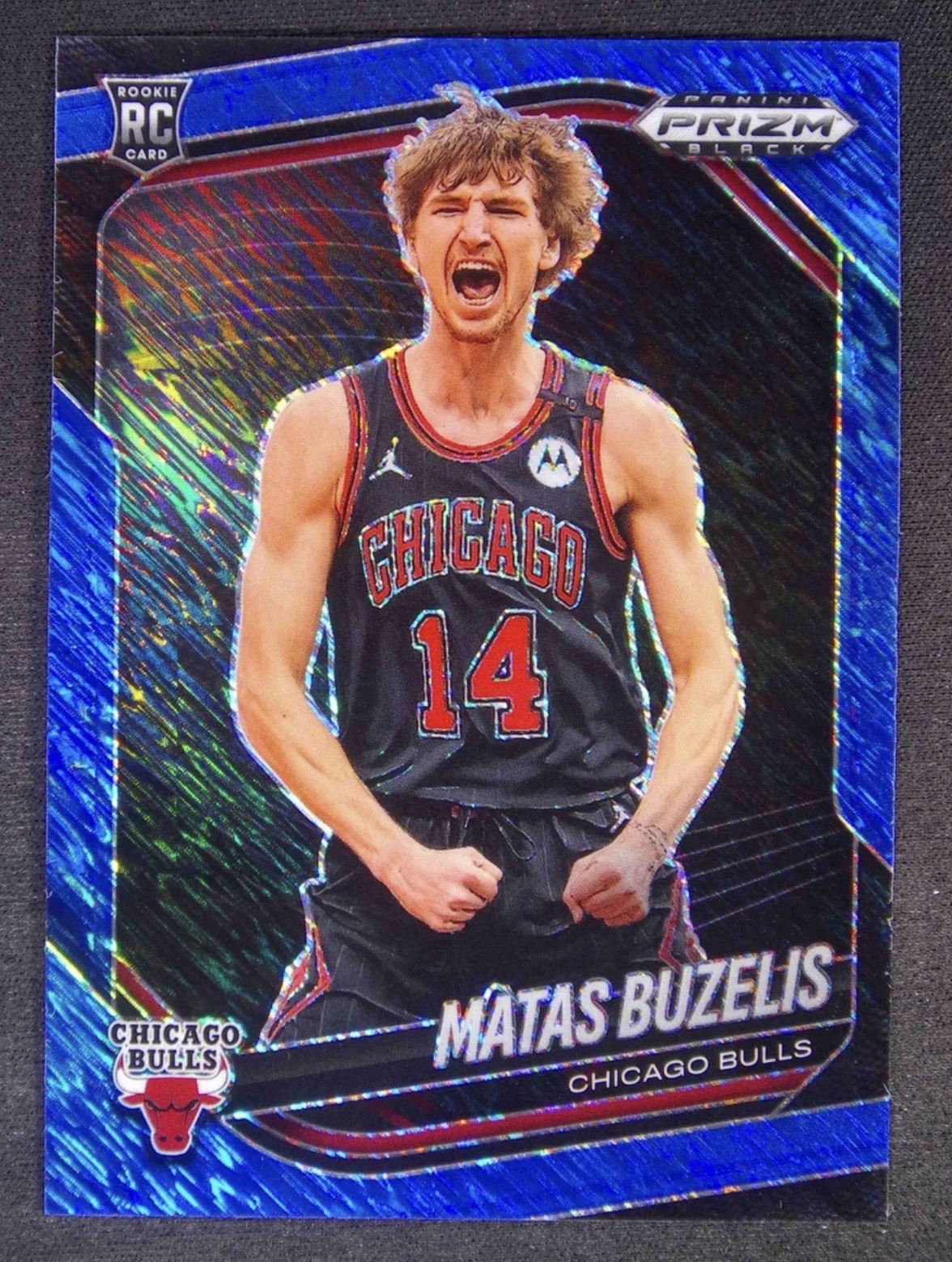2024-25 Panini Prizm Black Matas Buzelis #41 RC Rookie Blue Shimmer /35 🔥📈