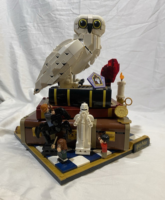 LEGO Prebuilt Harry Potter Hogwarts Icons Collectors' Edition 76391 Limited