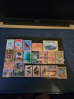 Australia Mixed MH & MNH Lot 12