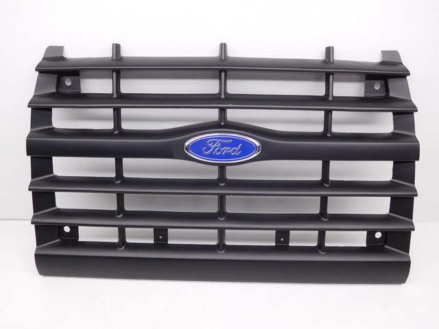 Ford Genuine Oem Truck Grille Emblem Xc3z 8200 Baa Xc3z200baa F5hb 8200 Bc