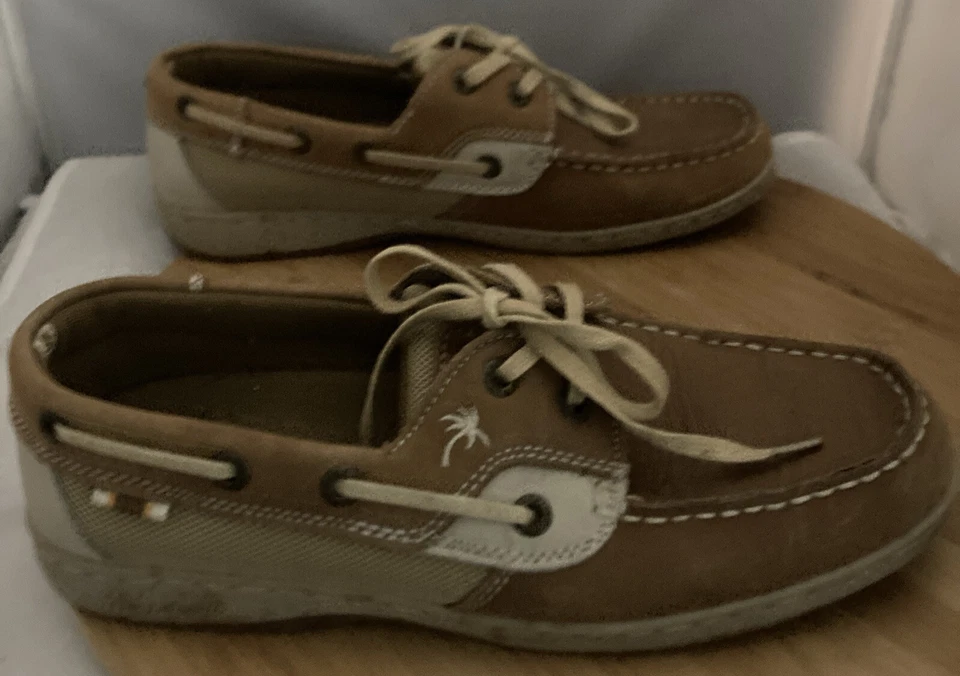 Zapatos Mocasines de Barco con Cordones Magaritaville Mujer’s Talla US9 Foto 2 de 4