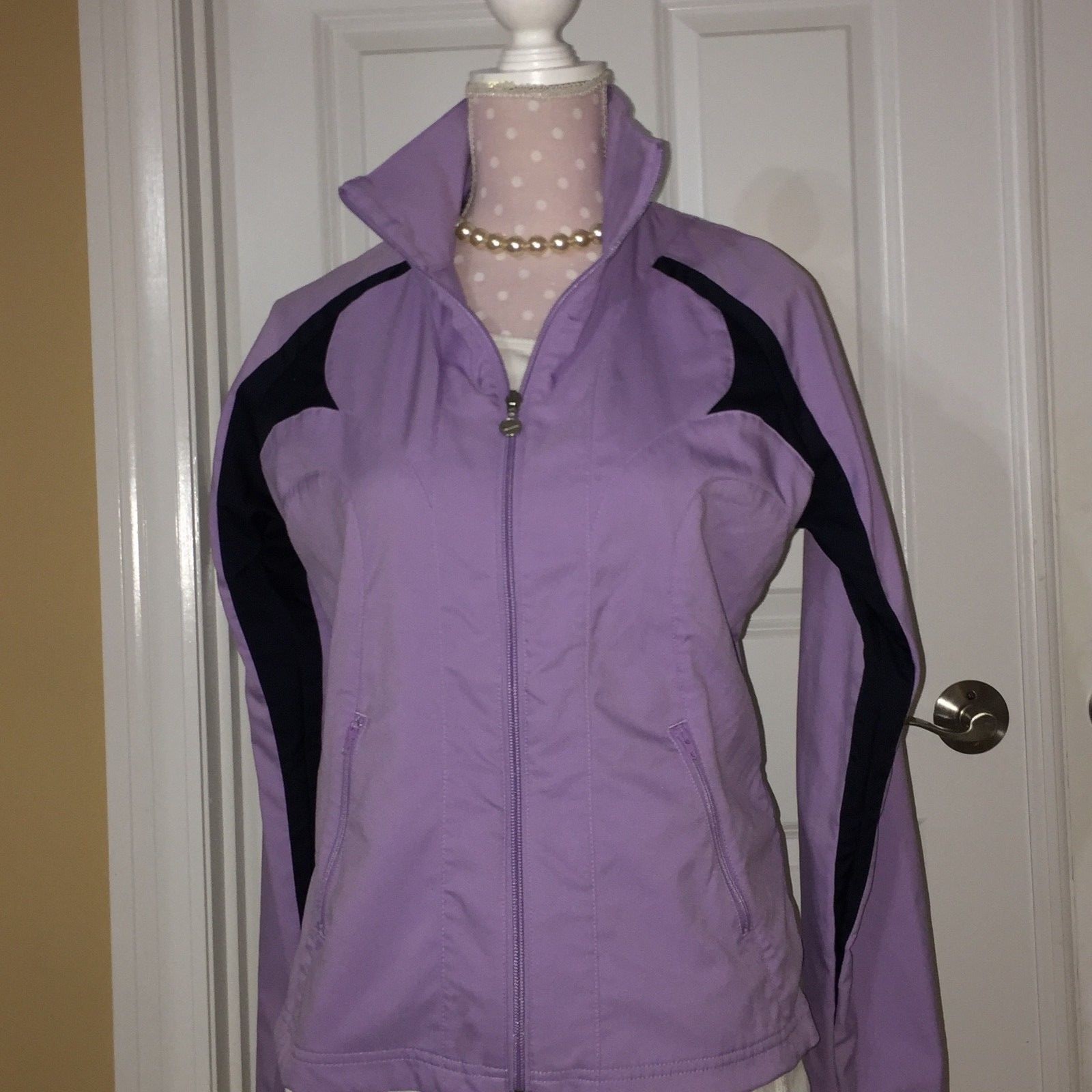 SACAI X NIKE Giacca Nike full zip viola chiaro nera. M (8 10)