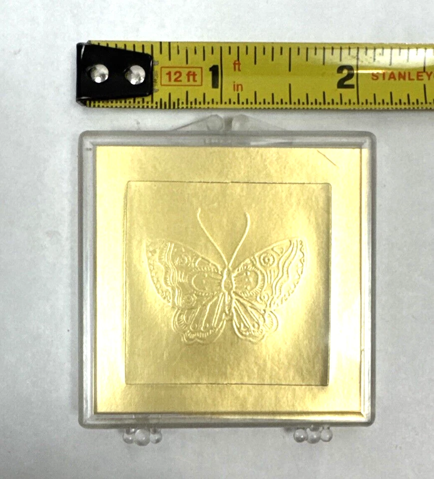Juego de 20 sellos de oro vintage con sello mariposa en relieve 2x2 Foto 3 de 4