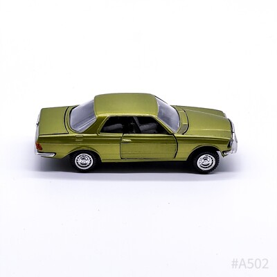 Conrad Mercedes Benz Coupe 230 C Modell Nr. 3060 1:35 Metallic Grün | Germany