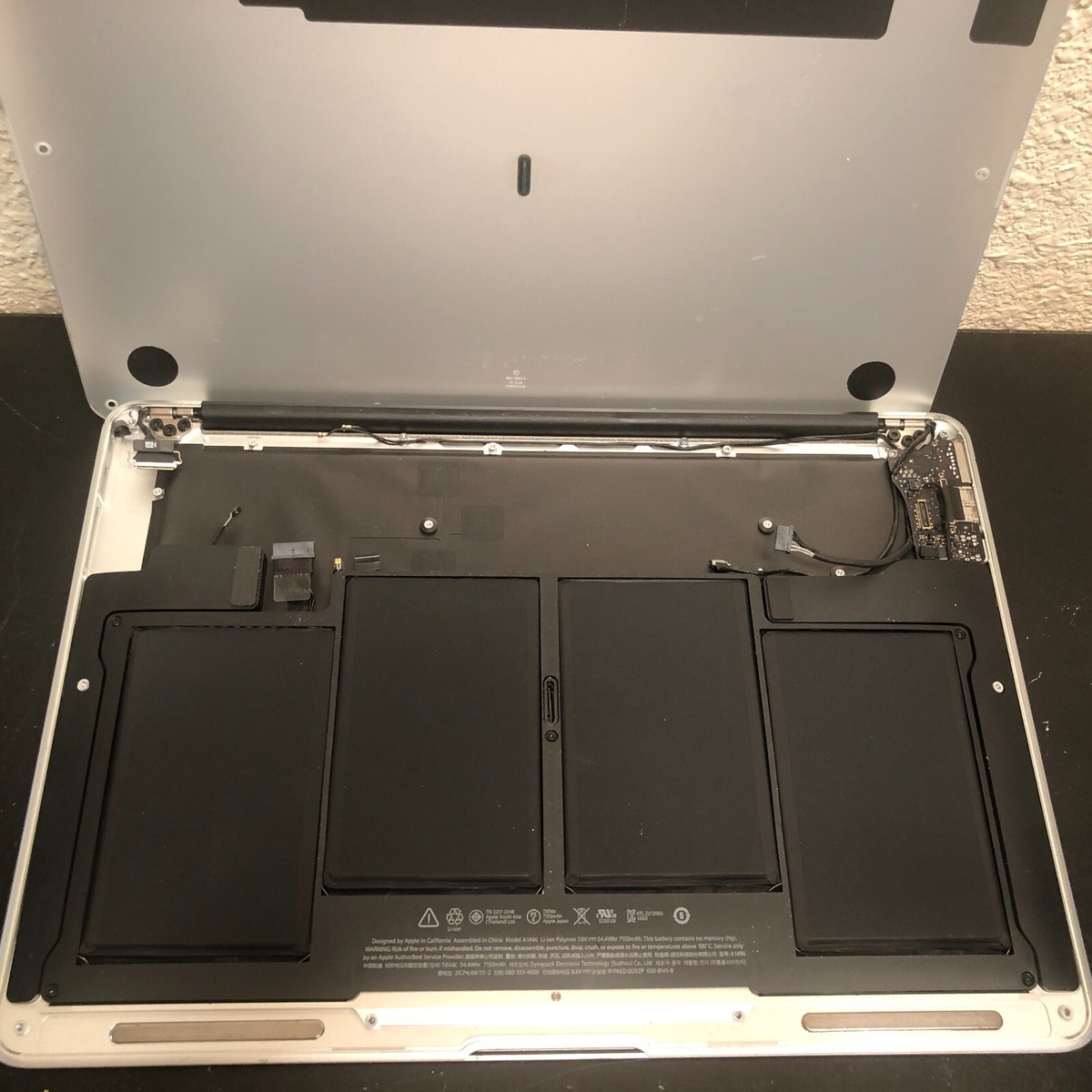 Apple A1466 13 Apple A1466 13