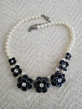 Enamel flowers and faux pearl Silver tone necklace