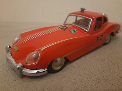 Jaguar E-Type ME 627 Fire Chief China Engine Batteries TIN TOY