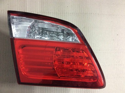 RÜCKLEUCHTE RÜCKLICHT LINKS INNEN NISSAN MAXIMA A33 QX  Bj.2000-2003