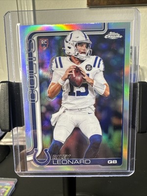 2025 Topps Chrome - Riley Leonard Silver Holo Refractor Card# 318