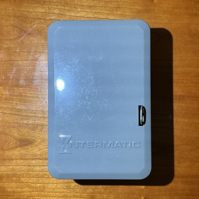 Intermatic T101 Mechanical 24hr Timer Switch Time Switch in Metal Enclosure