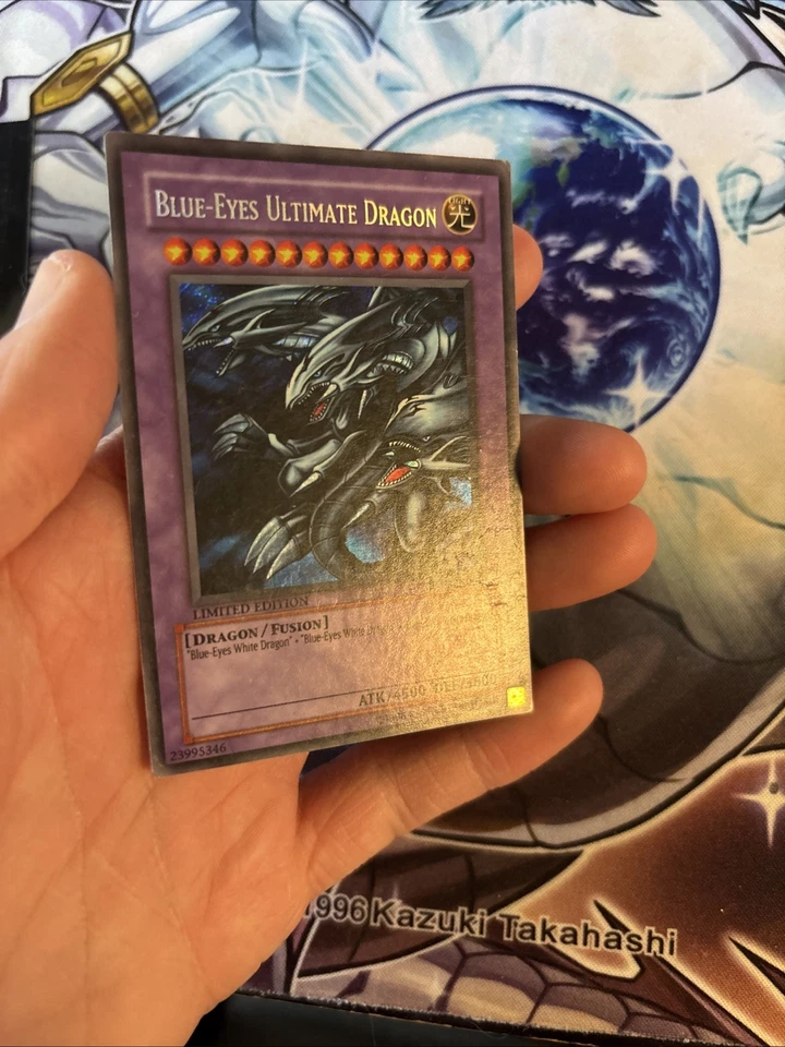 (79) Blue-Eyes Ultimate Dragon RP01-EN000 Yu-Gi-Oh Original Print Retro Pack HP - Image 2 of 4