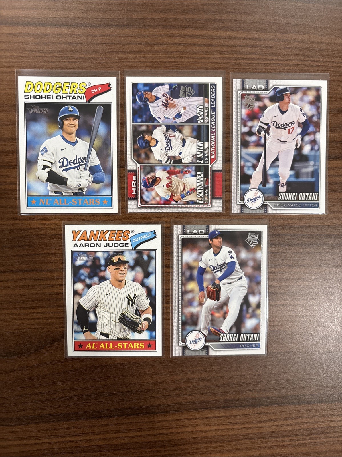 Large Baseball Card Lot - Graded Auto, Relics, Refractors, Parallels! (66 Cards) view 19
