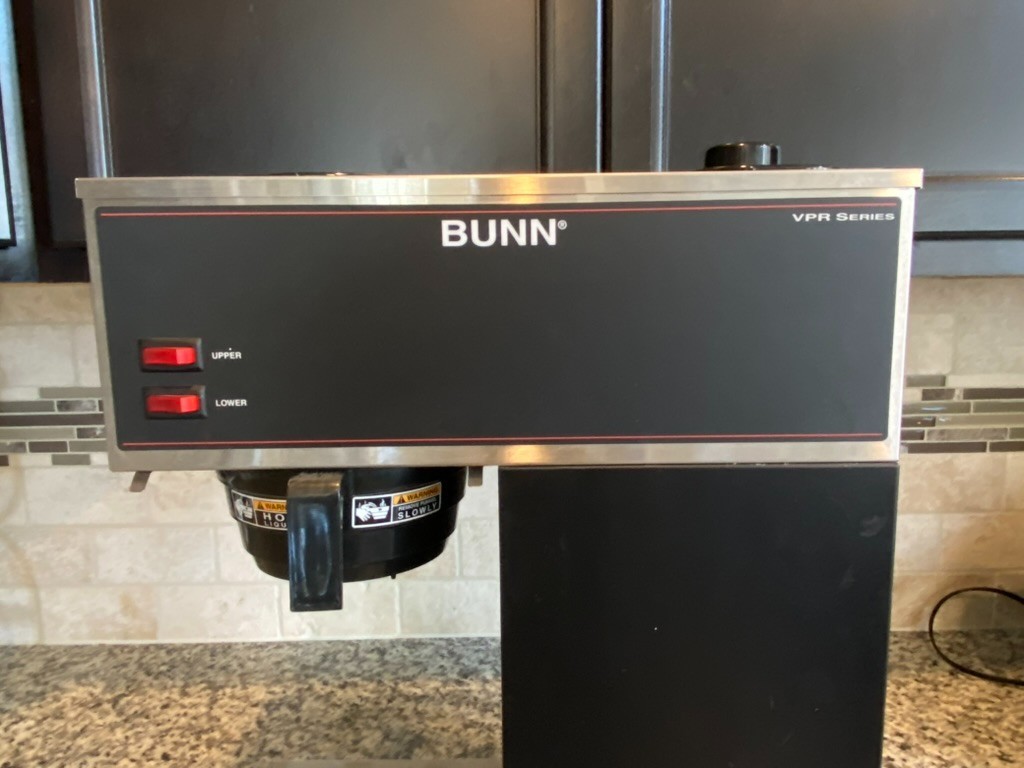 BUNN VPR Series 33200 Commercial Coffee Maker FOR PARTS ONLY