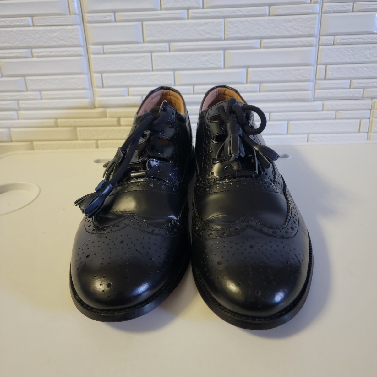 Thistle Shoes Black Leather Ghillie Brogues View 2