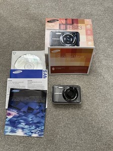 Samsung ES73 12.2MP Digital Camera no Charger Works
