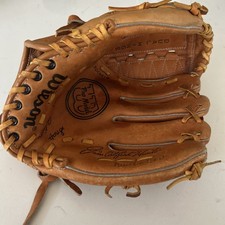 Wilson A2160 RHT JIM Catfish Hunter Pro glove Tawain Dual Hinge Pro Model