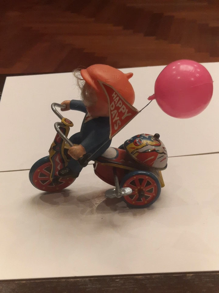 Giocattolo Vintage Triciclo In Latta  - Immagine 2 di 4