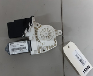 VW Touran 1T Fensterhebermotor hinten rechts 1K0959704B