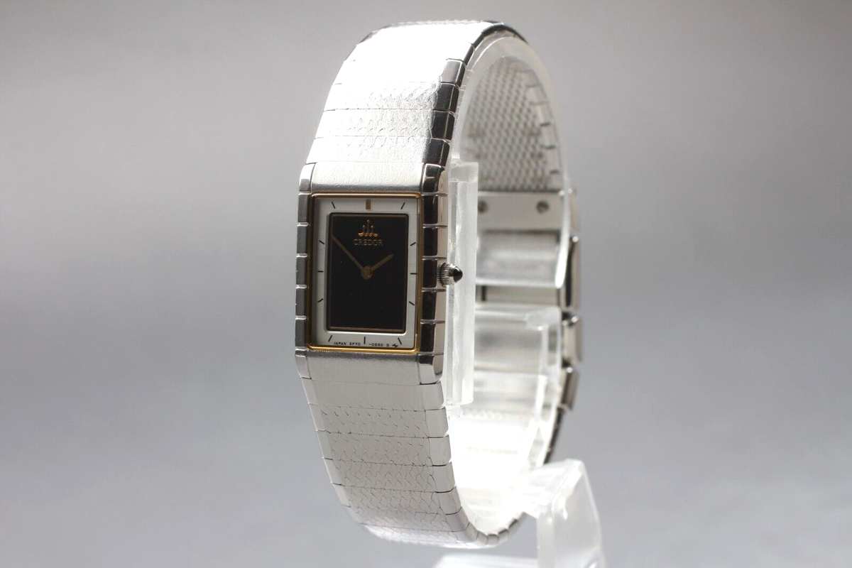 NEAR MINT w Box / Vintage Seiko Credor 2F70-5510 Silver Square Qz