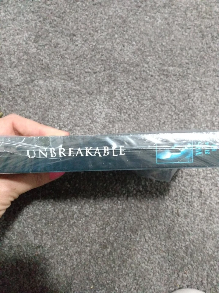 Unbreakable (VHS, 2001) Disney - Image 4 of 4