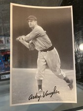 1939 GOUDEY PREMIUM R303-B ARKY VAUGHAN PITTSBURGH PIRATES CARD PHOTO NM