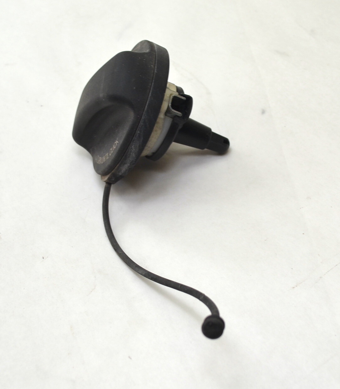 20042010 BMW Genuine Fuel Filler Gas Cap E60 E90 530 525 330 325 F30