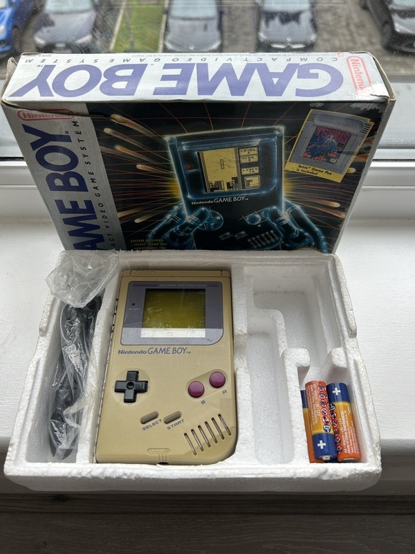 Original Nintendo Game Boy Grey Handheld System Boxed without Tetris
