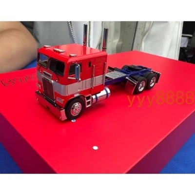 596 1:64 2026 HEC Peterbilt Optimus Prime Truck Limited Edition