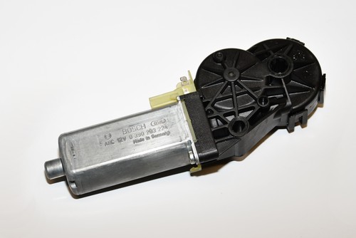 Verstellmotor Lendenwirbelstütze Vorne,Links Lehne 0390203224 Passat 3C Var.