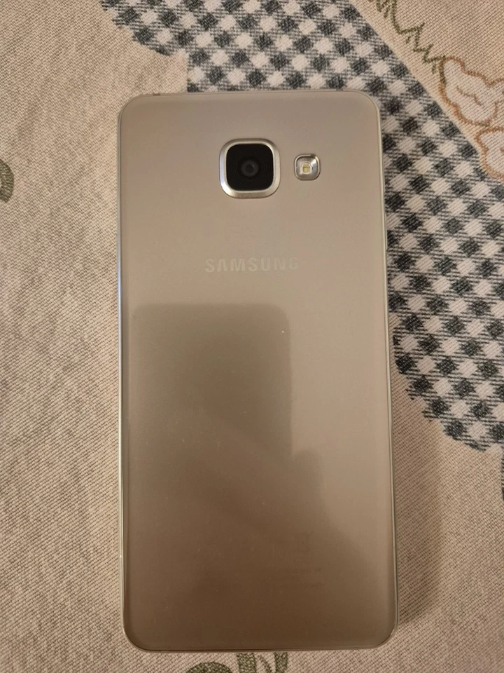 Samsung Galaxy A3 SM-A310F -/ 16GB - ORO - Immagine 3 di 3