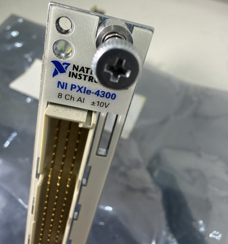 National Instruments NI PXIe-4300 8 Ch.