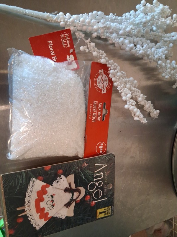 Lot Of 3 Christmas Craft Items