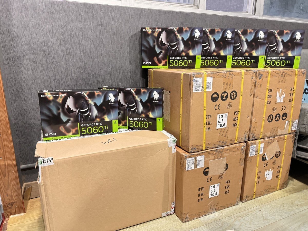 GAINWARD NVIDIA GeForce RTX™ 5060 Ti 8GB GDDR7 Dual-Fan Graphics