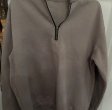 Women s Quarter zip pull over size medium