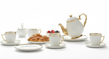 61 PIECES FINE BONE CHINA VINTAGE DINNER SET  WHITE WITH GOLD RIM SET GIFT BOXED