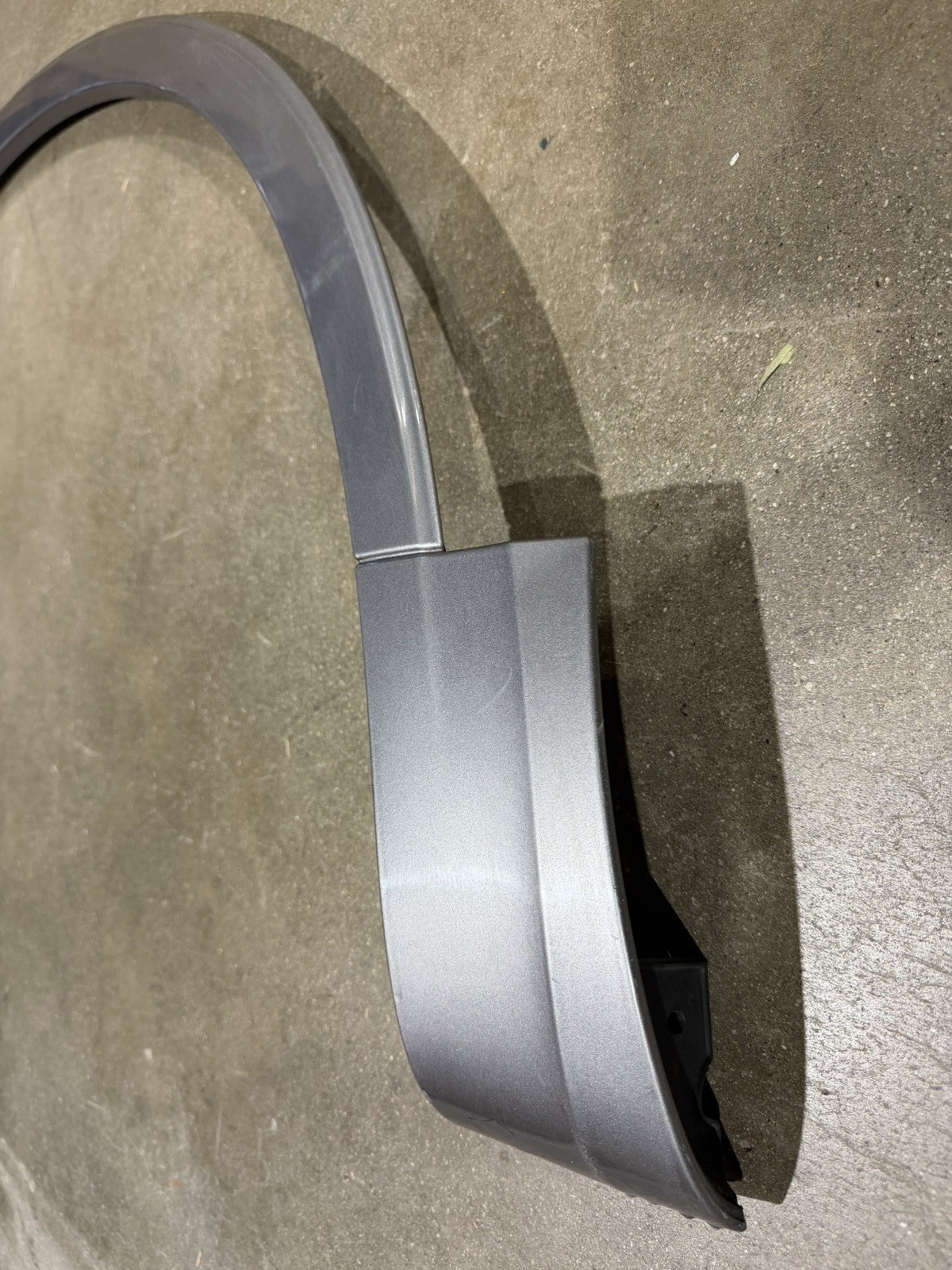 2016-2020 Bentley Bentayga Fender Flare Left Front Driver Side 36A853717C OEM