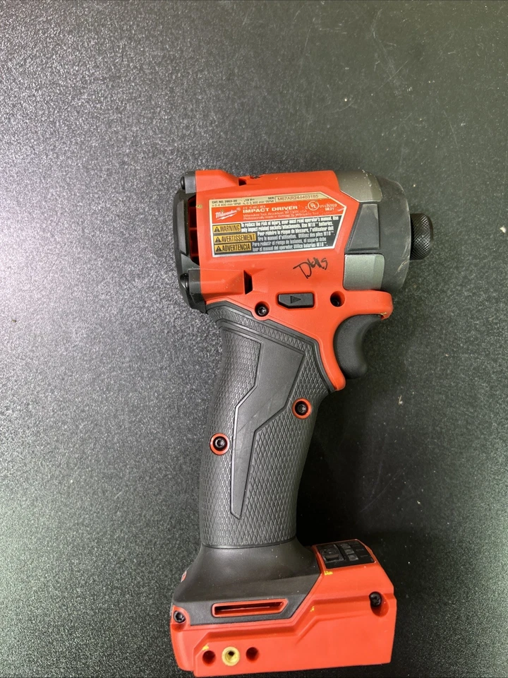 Milwaukee 2953-20 COMBUSTIBLE 18V sin escobillas inalámbrico 1/4" atornillador de impacto hexagonal D45 Foto 4 de 4