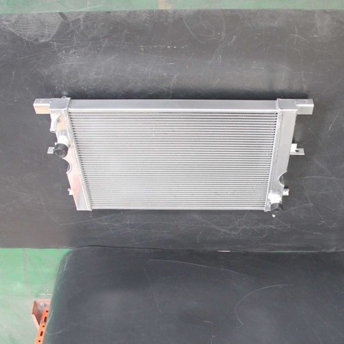 Radiator For Land Rover 1998-2016 Defender L316 110 TD4 2.2L 4cyl 2.5L 5cyl MT - Picture 4 of 7