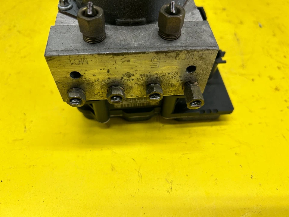 Nissan Altima 2010 ABS bomba de freno antibloqueo con unidad de módulo OEM 0265 950 562 Foto 3 de 4