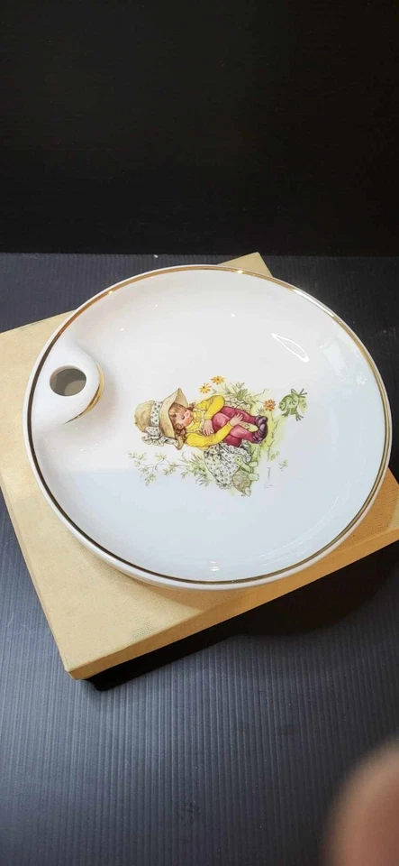 Assiette à Bouillie Ancienne PILLIVUYT France Porcelaine Décor Enfant "M. Sand" - Photo 3/4