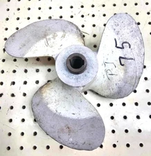 10 1/4 x 10P Michigan Wheel Johnson Evinrude 60-90hp Pin Drive Propeller PJ75