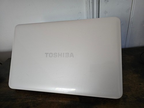 Toshiba Satellite L850-1D5, Int. Pent B950, 4GB RAM 250GB HDD, Win 8.1 pro FAST - Picture 7 of 13