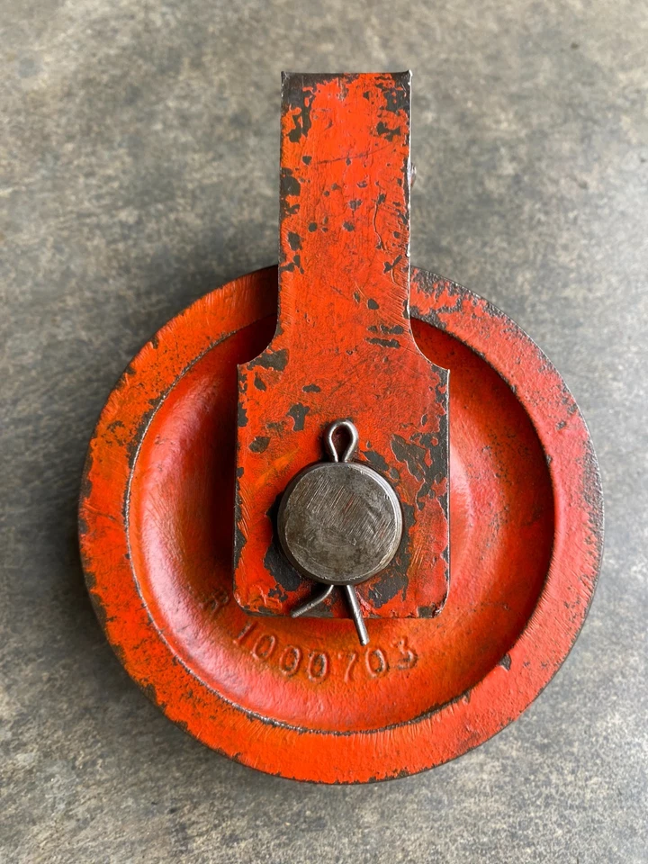 Ancienne  poulie en  acier 16 cm, très robuste - Photo 2/4