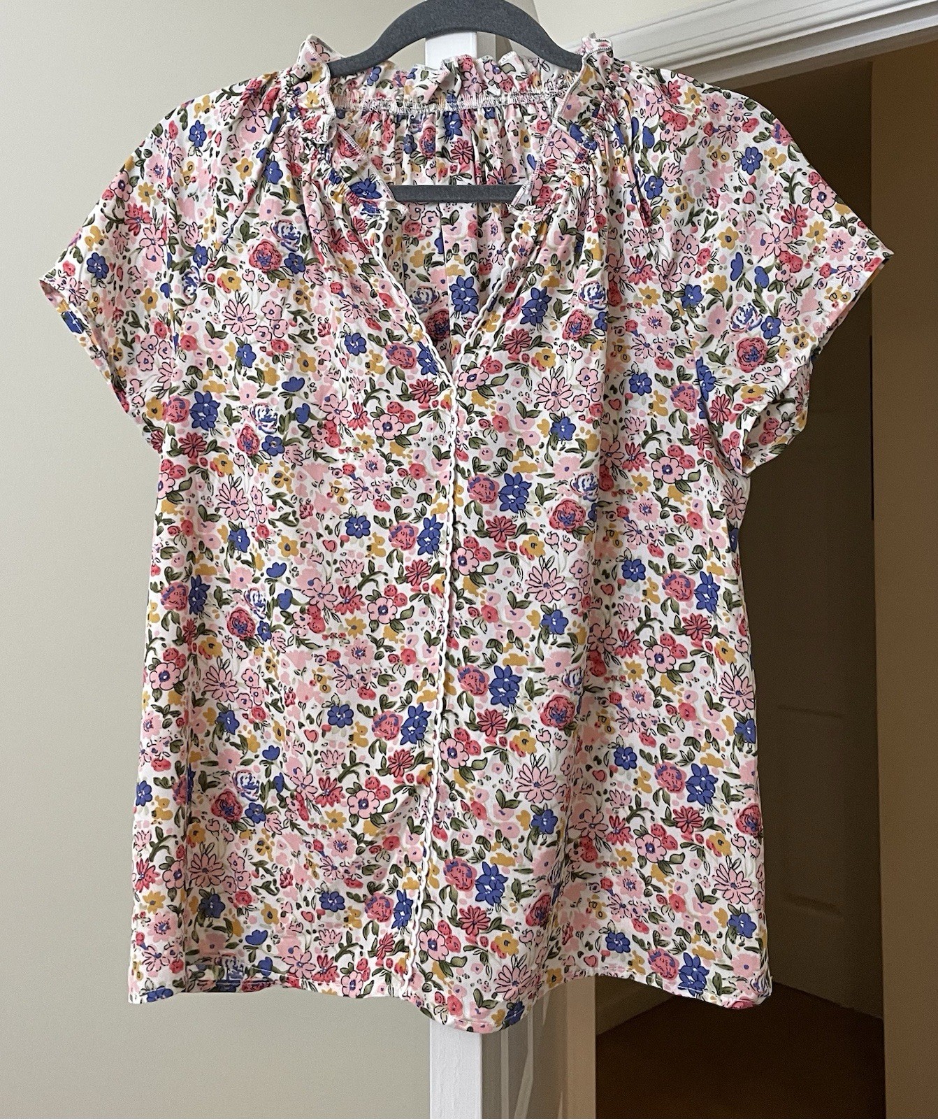 Shein Top Pink Daisy Floral Chiffon Ruffle Coastal Gypsy Bohemian Women's Medium