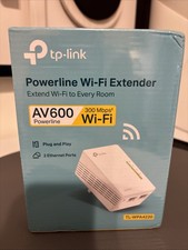 TP-LINK TL-WPA4220KIT 300Mbps AV600 WiFi Powerline Extender - SEALED