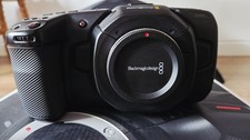 MINT - BMPCC 4k BUNDLE with Handheld Rig by SmallRig